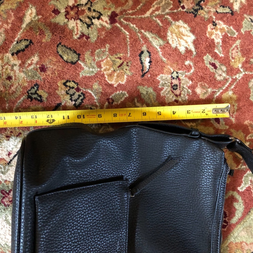 Co-Lab Vegan Faux Leather Large Black Shoulder Bag Zip Closure Exterior Pocket - Picture 6 of 7